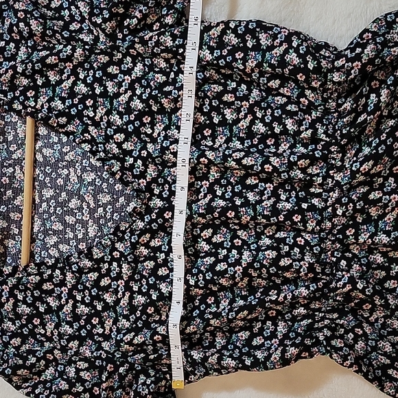 💥 ASSORTED COLOR OF DAISIES TOP BY TOPSHOP 💥 - Picture 9 of 12